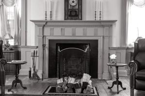 Mantel in parlor, 1792